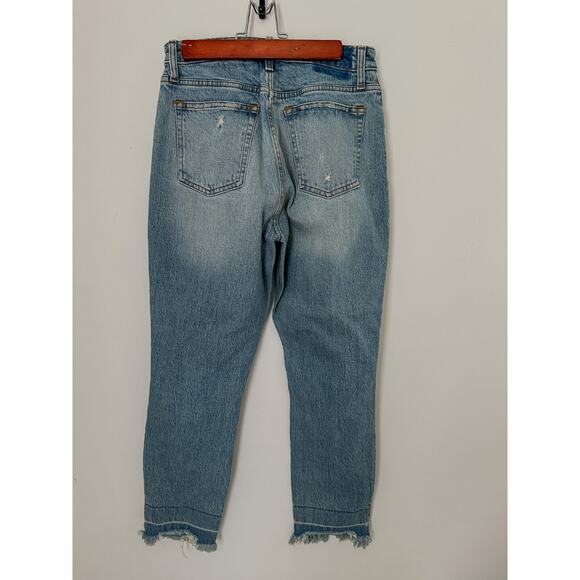 Abercrombie & Fitch The Mom High Rise Jeans Distressed Raw Hem Size 27/4R - Picture 2 of 7